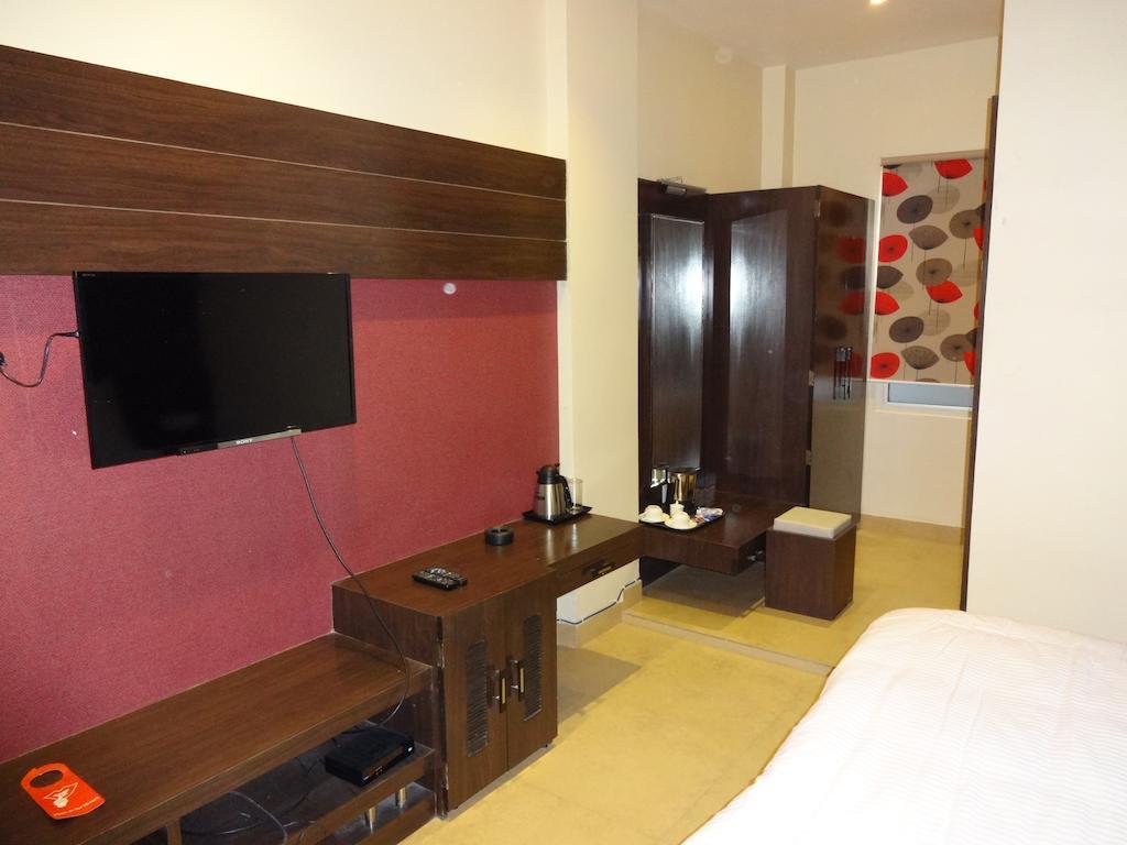 Hardik Resort โอร์ชชา ห้อง รูปภาพ